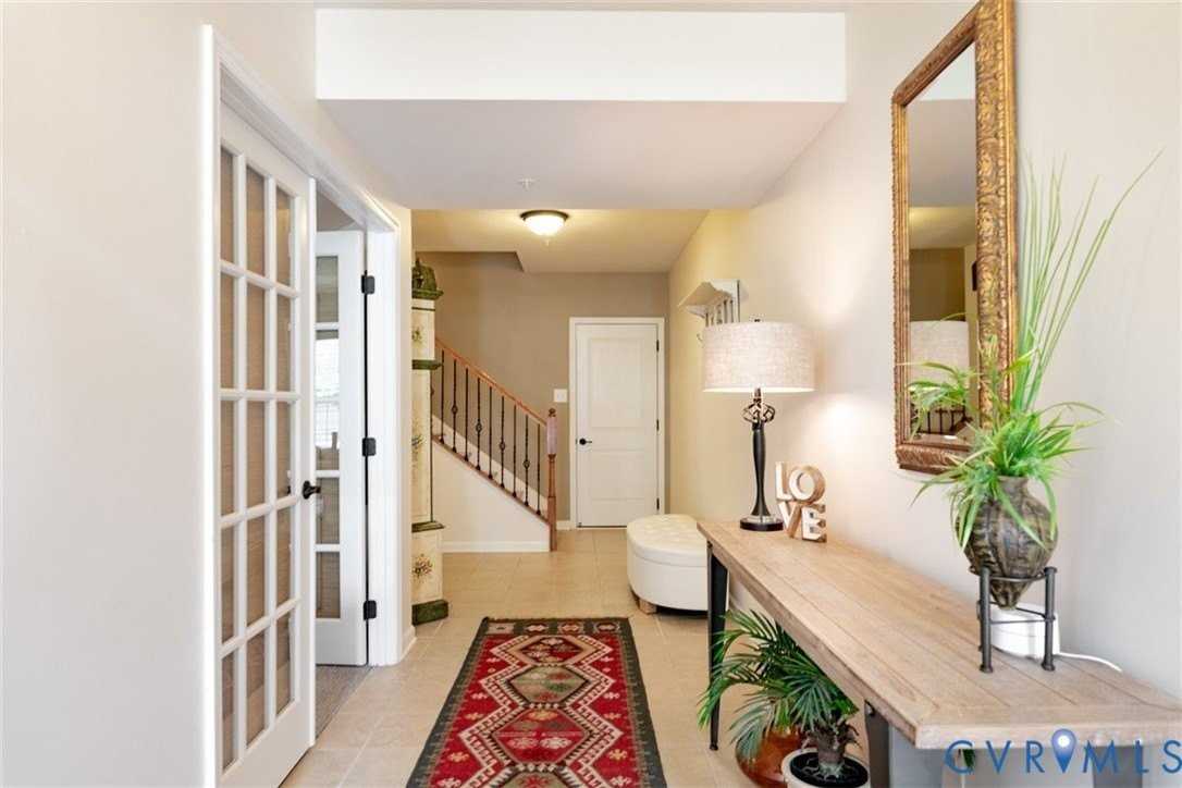 1807 Liesfeld Pkwy - Photo 2 of 23