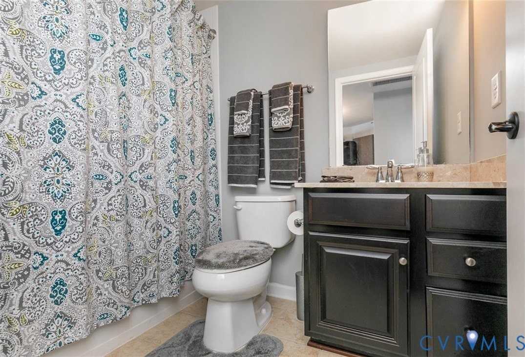 1807 Liesfeld Pkwy - Photo 5 of 23