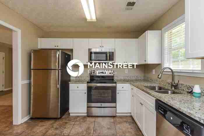 155 Creekside Trl - Photo 6 of 16