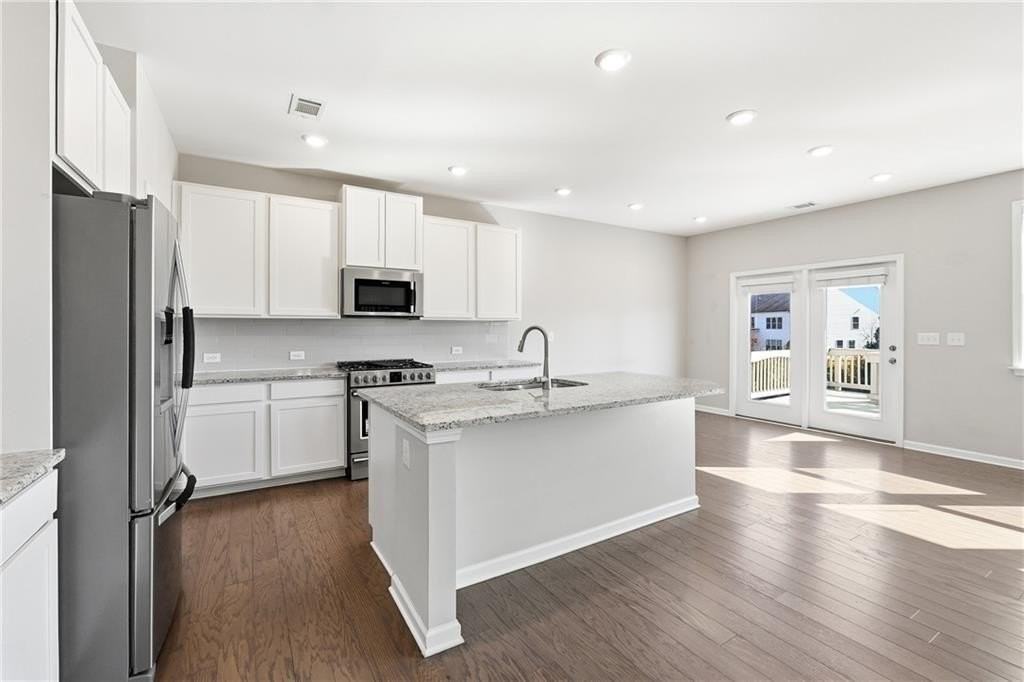 156 Round Pond Dr - Photo 5 of 50