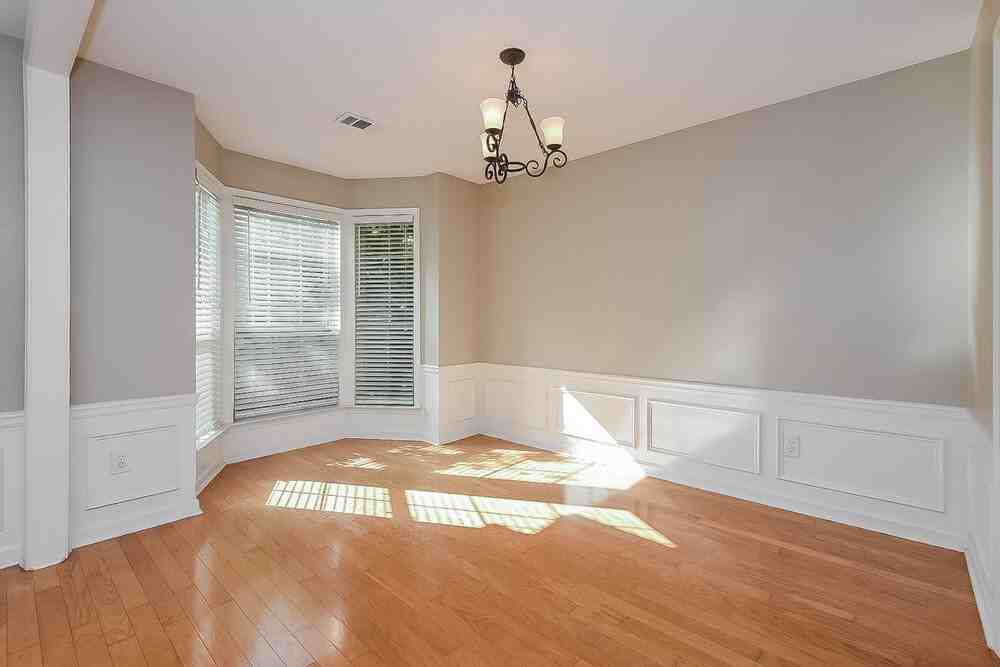 4259 Pentworth Ln Nw - Photo 5 of 15