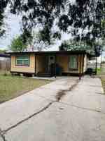 featured image of 837 S 13th St
