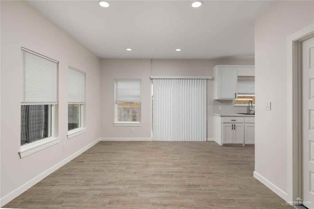 1626 W B St - Photo 3 of 12