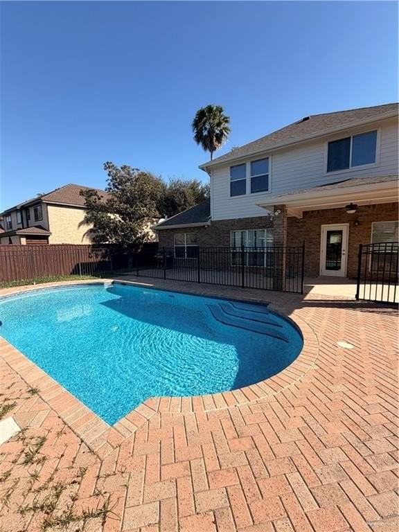 1511 E 28th St - Photo 3 of 3