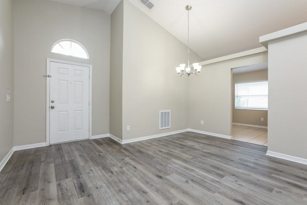 2016 Briarcliff Cir - Photo 3 of 16