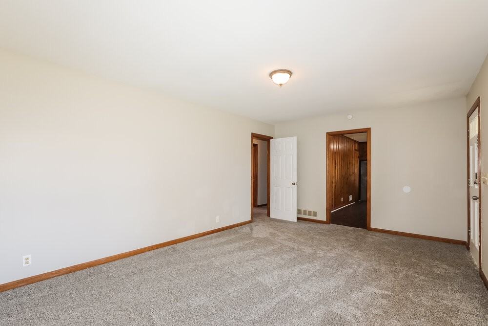 2147 Camp Cir Sw - Photo 5 of 17