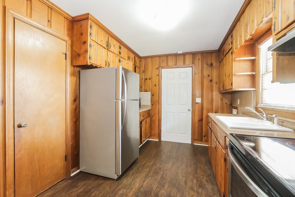 2147 Camp Cir Sw - Photo 7 of 17