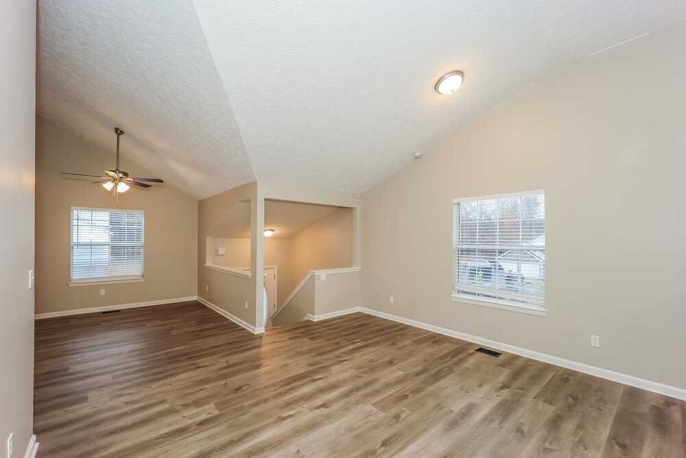 1076 Hidden Brook Trl - Photo 6 of 17