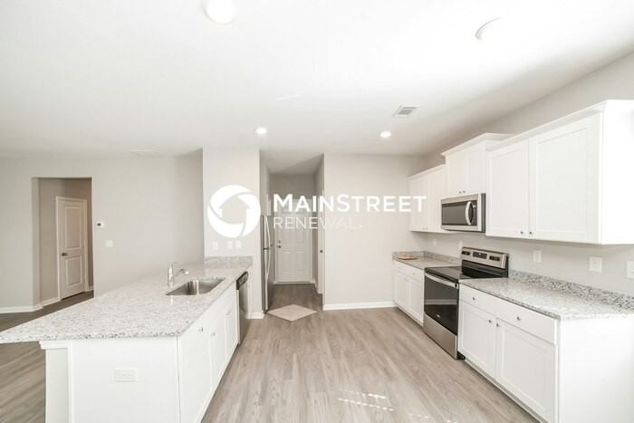 523 Firethorn Ct - Photo 7 of 17