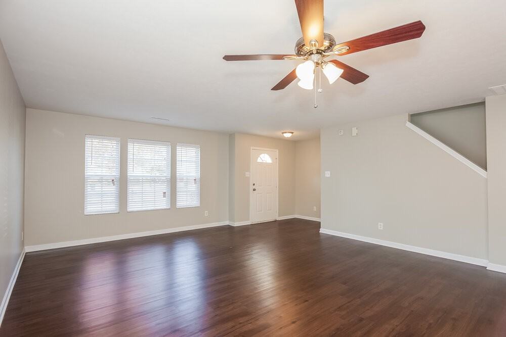 5315 Bendix Ct - Photo 5 of 16