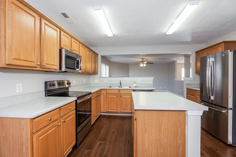 5315 Bendix Ct - Photo 7 of 16