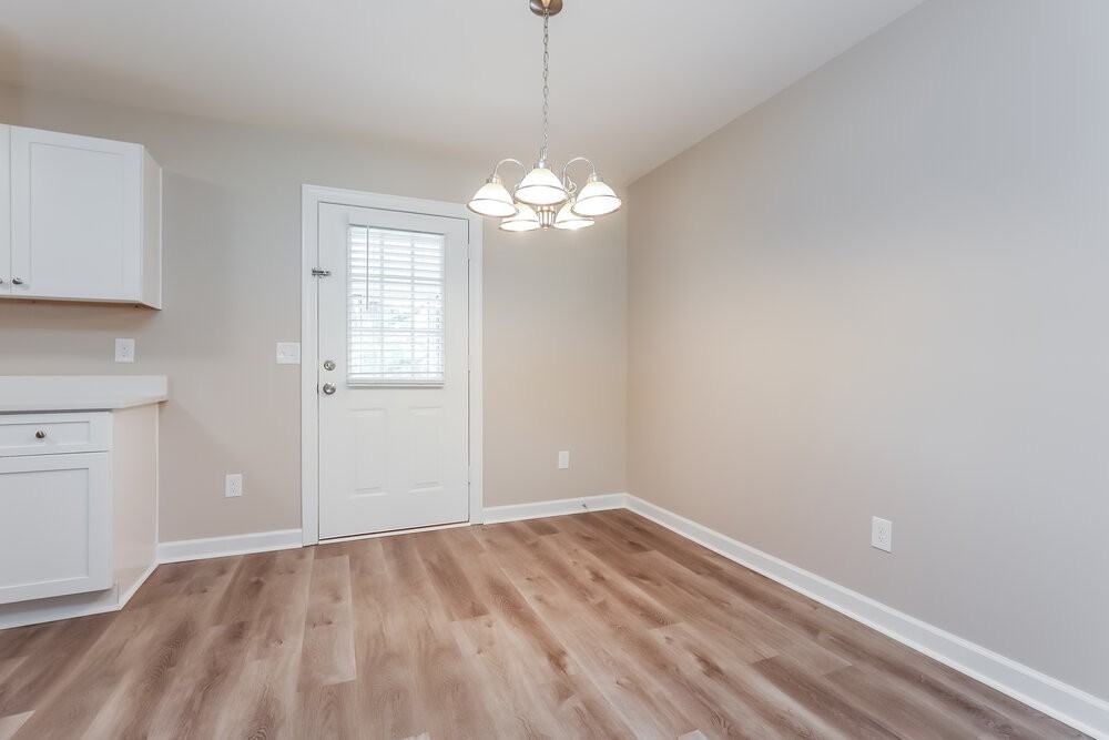 407 Cindi Ct - Photo 5 of 16