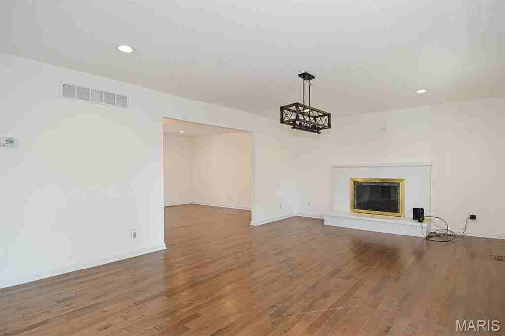 306 Bright Meadows Dr - Photo 4 of 26