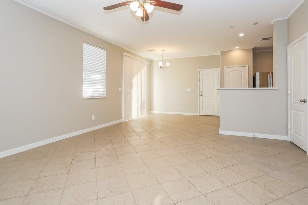 10728 Cape Shore Ave - Photo 5 of 17