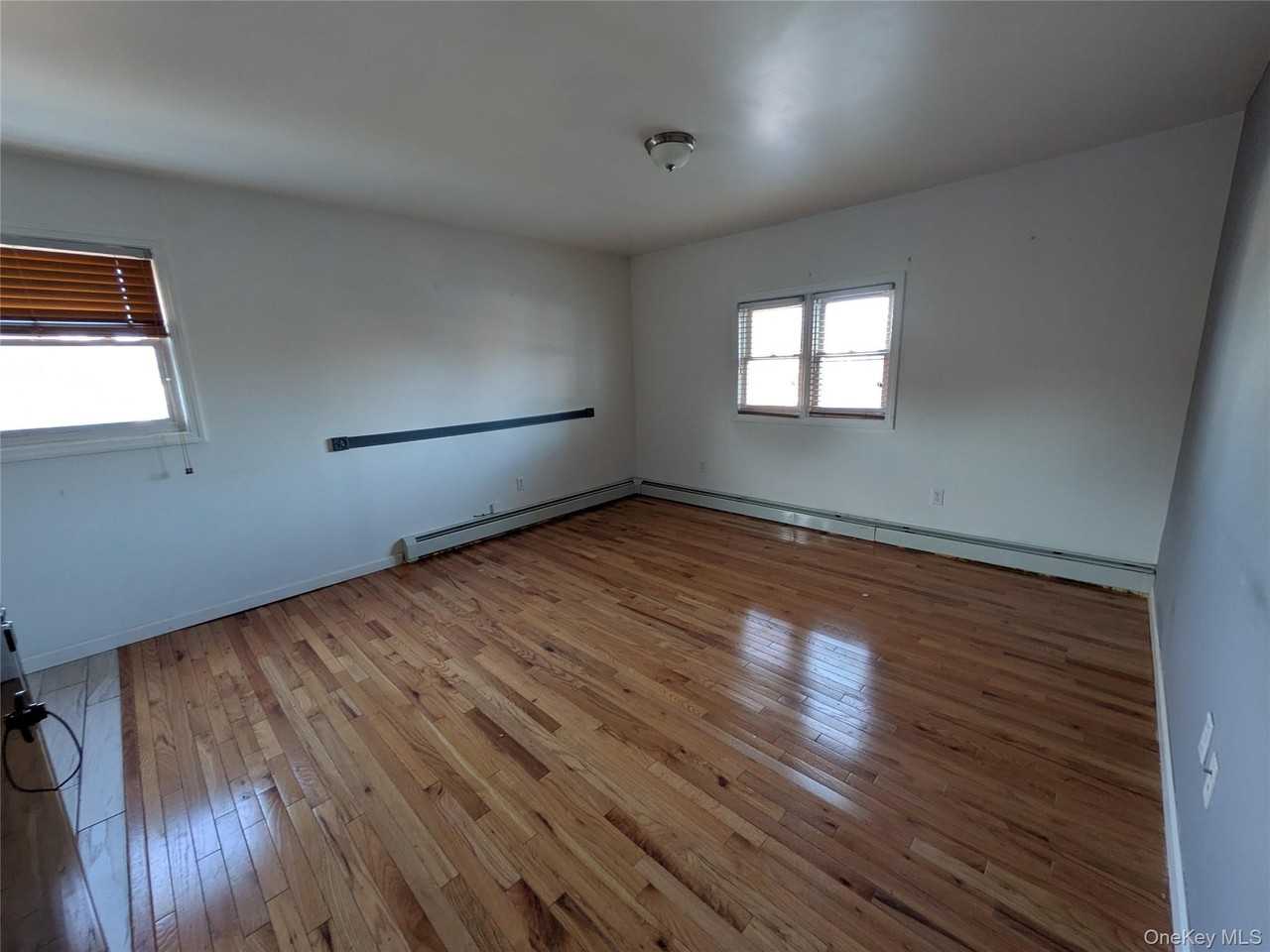 20 Blauvelt Ave Apt 2r - Photo 3 of 15