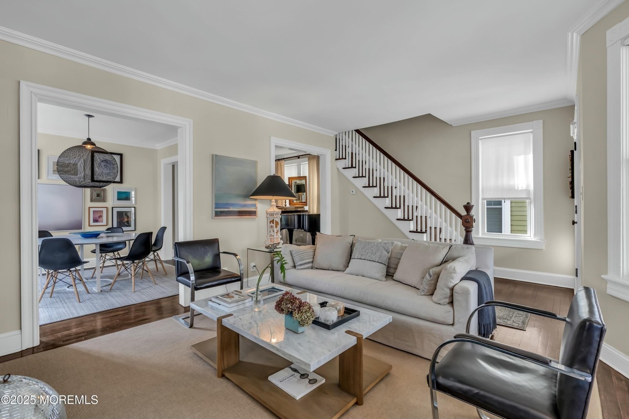 1108 4th Ave - Photo 4 of 22