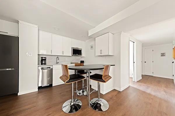 W 51st St #2124 - Photo 2 of 20