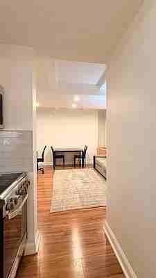 W 51st St #1412 - Photo 3 of 20
