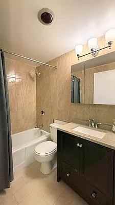 W 51st St #1412 - Photo 6 of 20