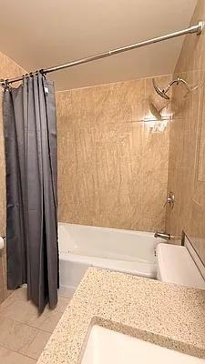 W 51st St #1412 - Photo 7 of 20