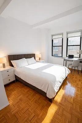 W 51st St #10-29 - Photo 2 of 9