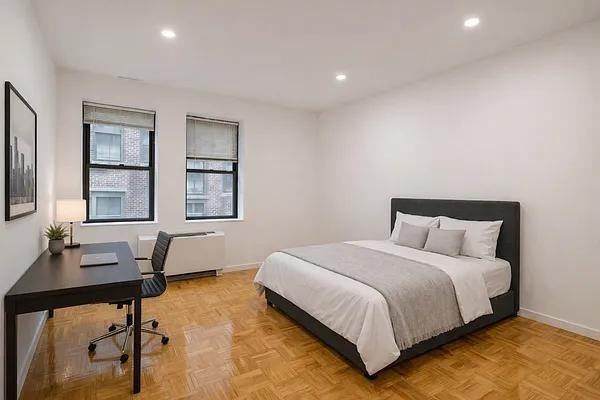 W 51st St #10-29 - Photo 3 of 9