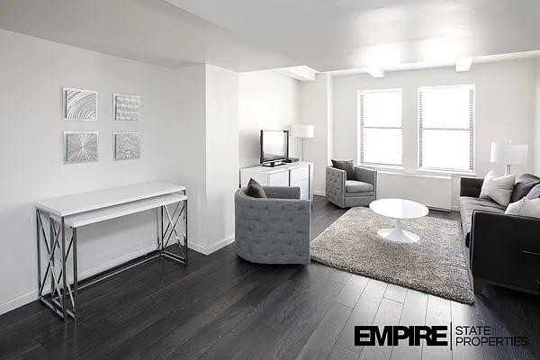 W 51st St #722 - Photo 4 of 19