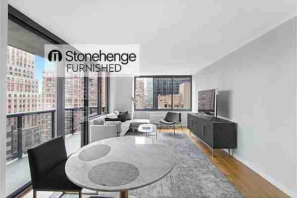 W 48th St #19P - Photo 4 of 13