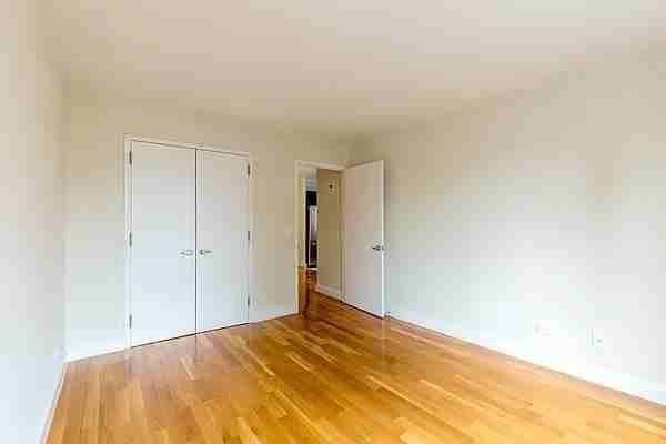 W 48th St #42M - Photo 7 of 8