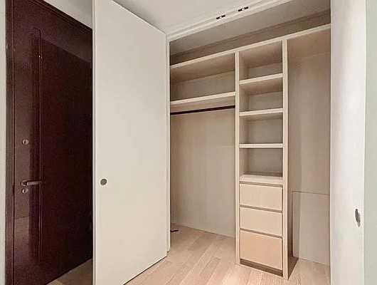 W 53rd St #15A - Photo 6 of 20
