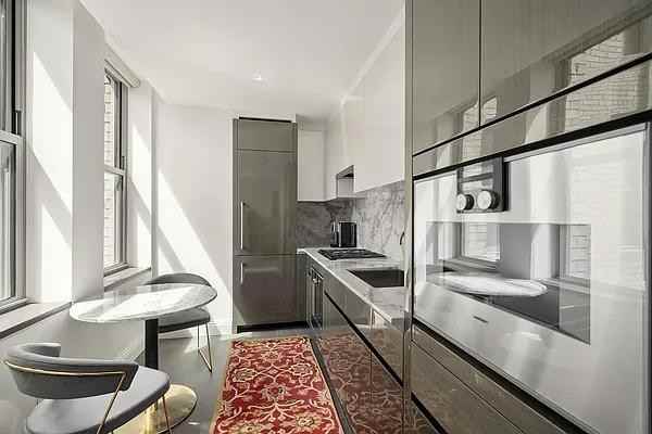 Park Ave #2201 - Photo 4 of 11