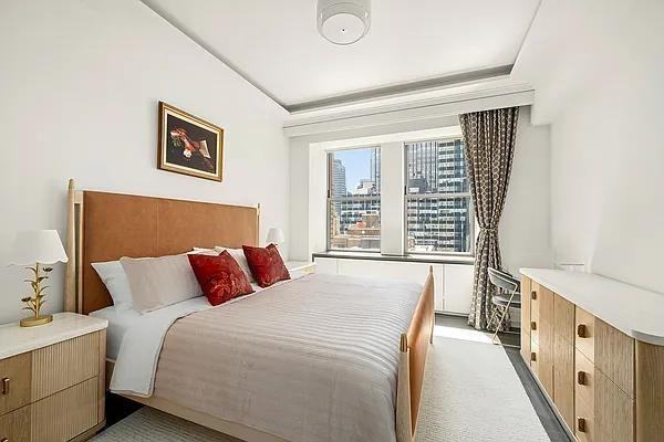 Park Ave #2201 - Photo 5 of 11