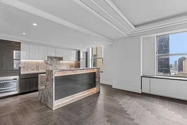 Park Ave #2811 - Photo 3 of 20