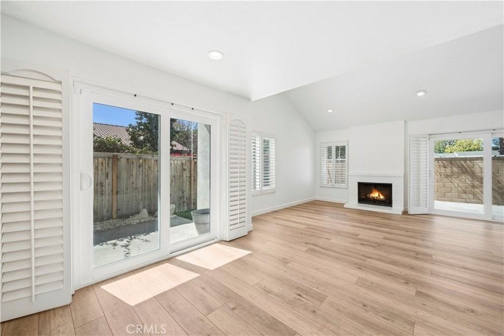 2524 Elden Ave #1A - Photo 2 of 22