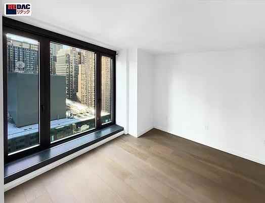 W 56th St #38G - Photo 7 of 11