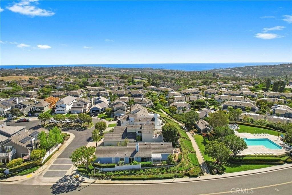 2 Haverhill Rd - Photo 4 of 50