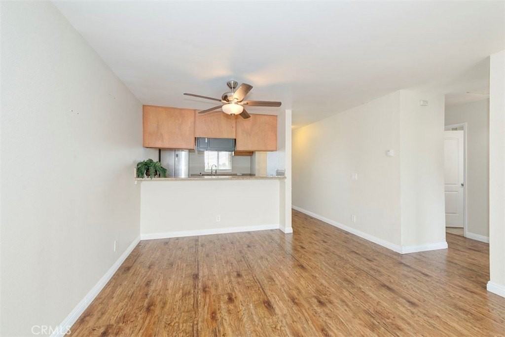 646 Nebraska Ave - Photo 2 of 9