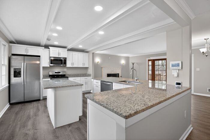 8512 Rose Marie Dr #A - Photo 2 of 15