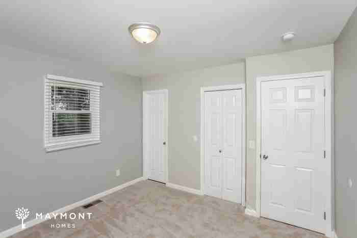 124 Cross Hill Rd - Photo 7 of 12