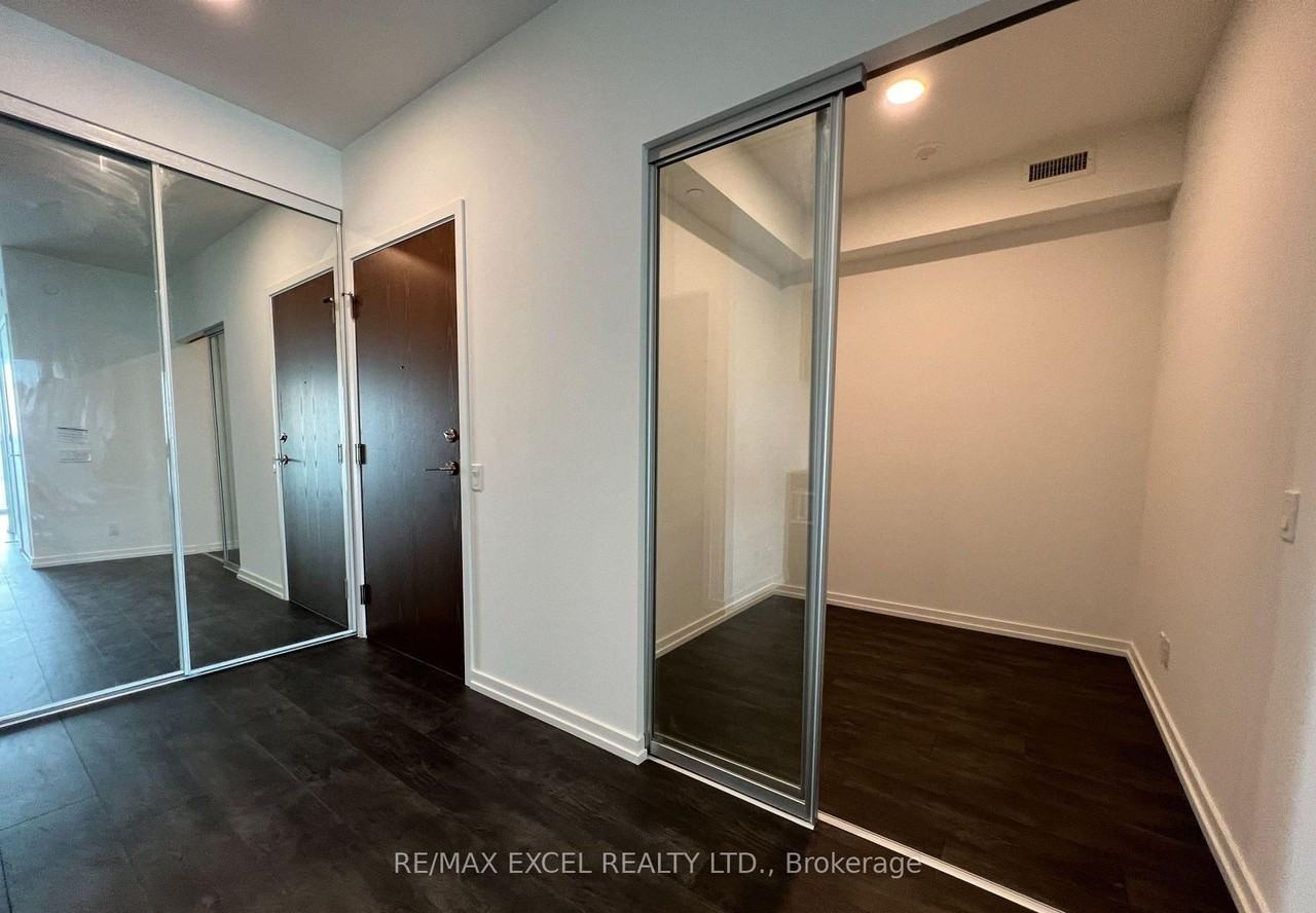 7890 Jane Street #2007 - Photo 5 of 14