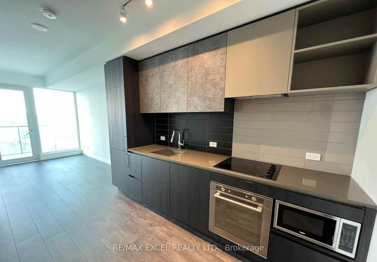 7890 Jane Street #2007 - Photo 6 of 14