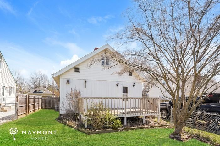 82 28th St Nw - Photo 3 of 3