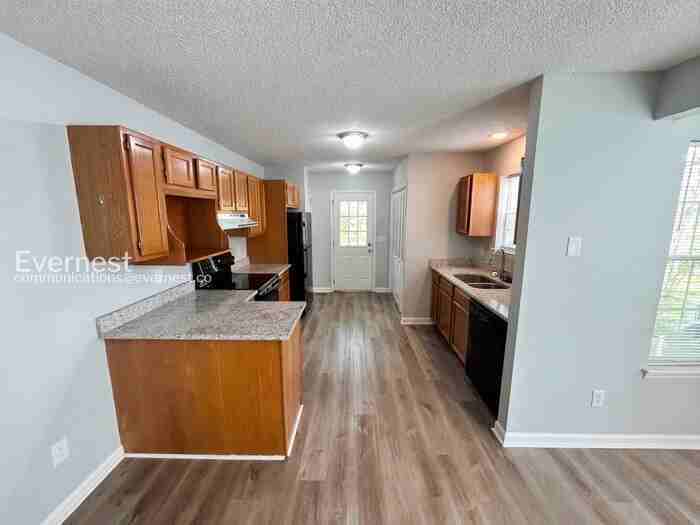 1529 Ocoee Trl - Photo 3 of 33