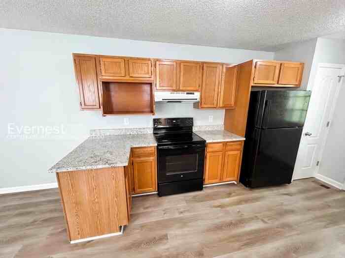 1529 Ocoee Trl - Photo 4 of 33