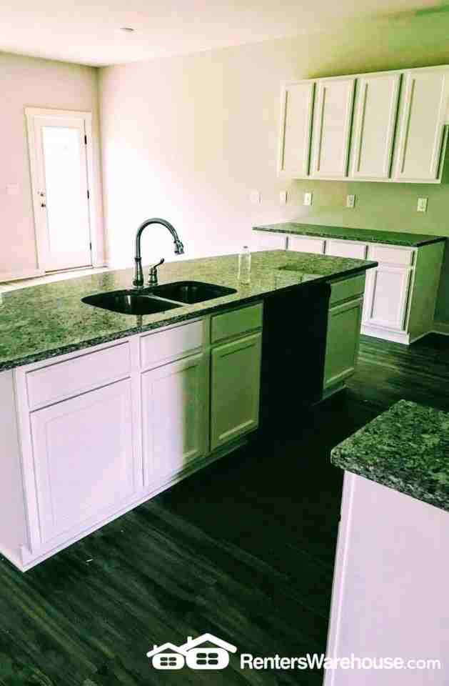 3530 Misty Hollow Dr - Photo 2 of 12