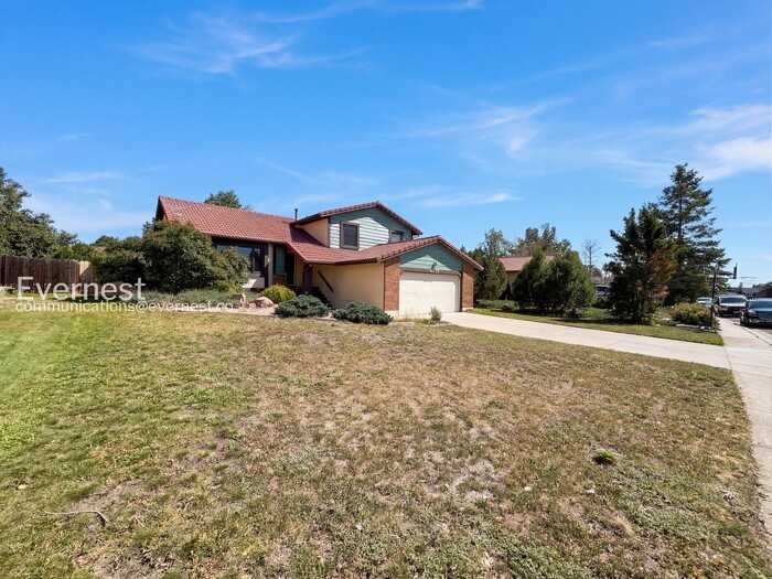 4035 Thundercloud Dr - Photo 2 of 24