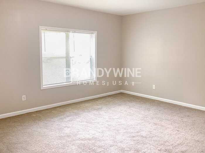 1742 Dees Dr - Photo 3 of 35