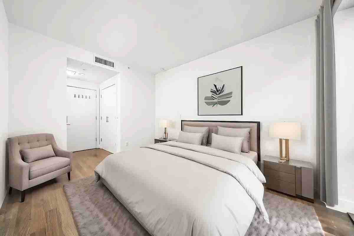 155 Attorney St #3D - Photo 2 of 9