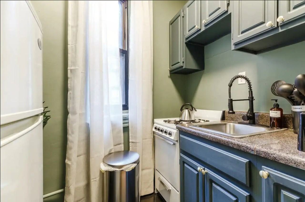 104 W 83rd St #1323907P - Photo 2 of 8