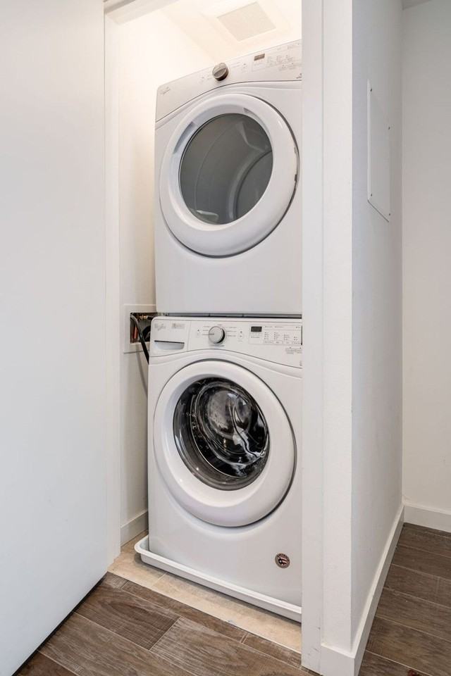 724 3rd Ave N #1036015P - Photo 4 of 45